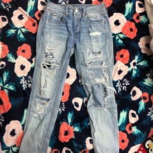 American Eagle mom jeans
